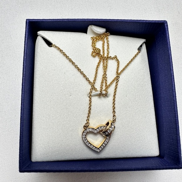 NWT - Swarovski Gold and Silver Heart Necklace - Picture 5 of 7